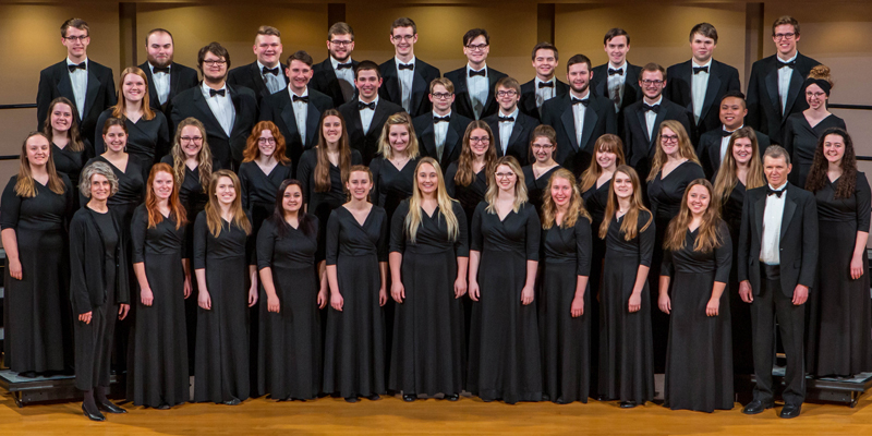 Northwestern College A cappella Choir members