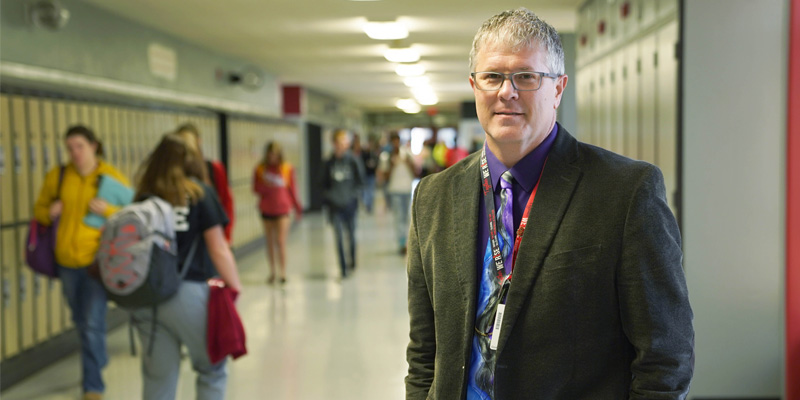 Dr. Kenneth Hayes